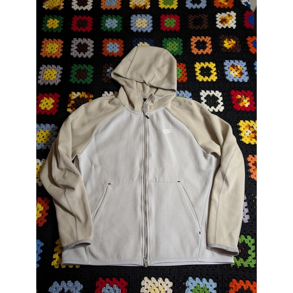 Nike Tech Fleece Zip Up Hoodie Men's Size Large Beige Gray Windrunner